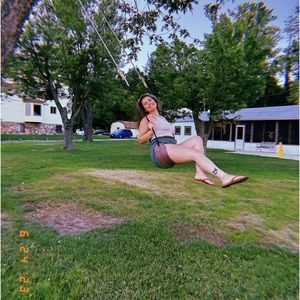 Meet your Posher, Kacie